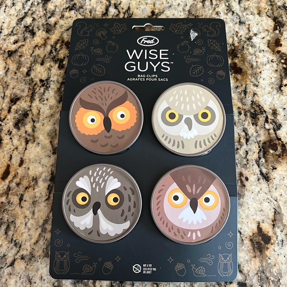 Wise guys set of four owl bag clips brand new